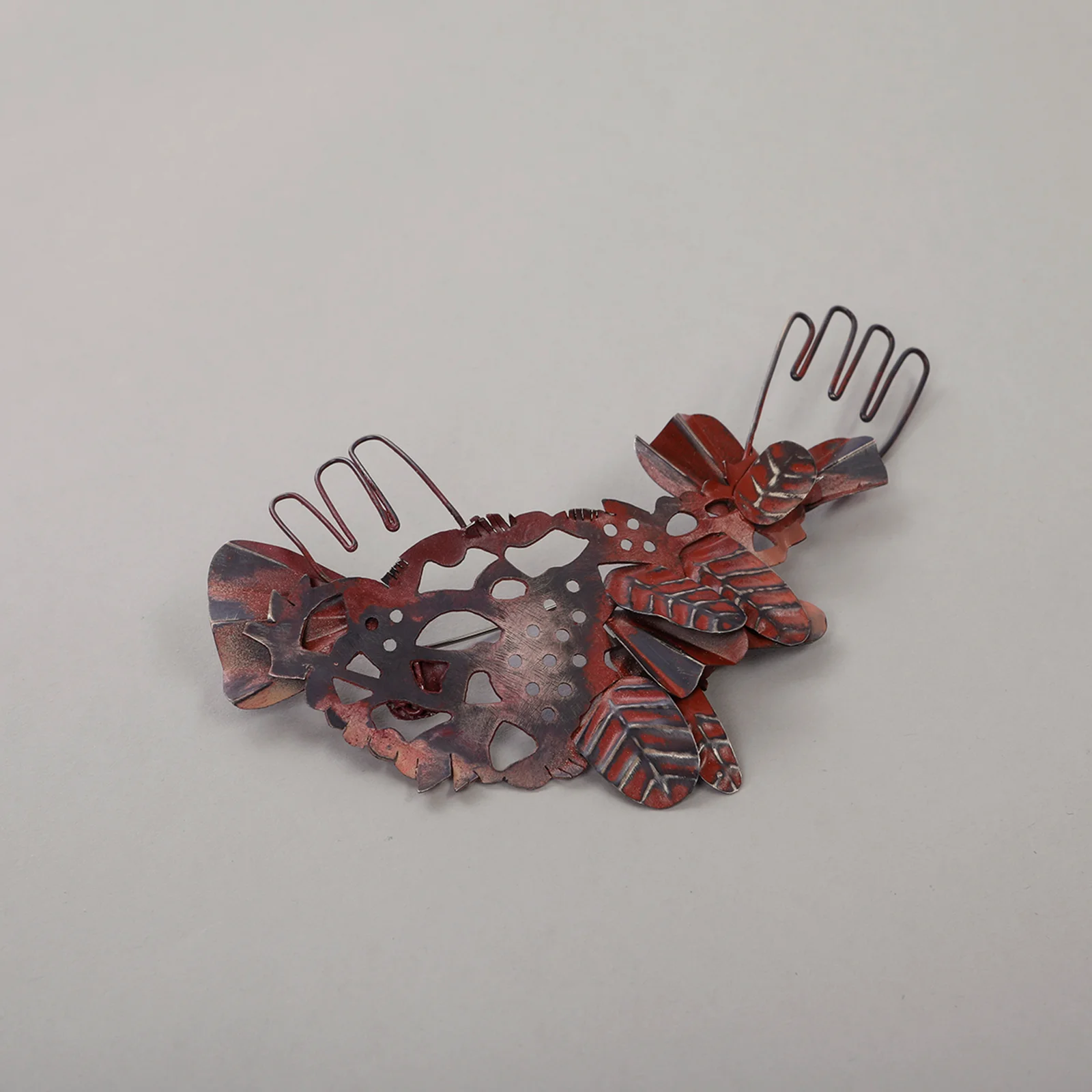 Brosch — bild 2 av 4
