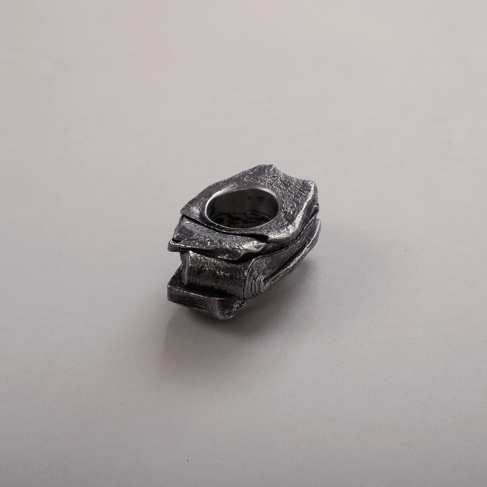 Sieidi Cikna No7, fingerskulptur — bild 2 av 4